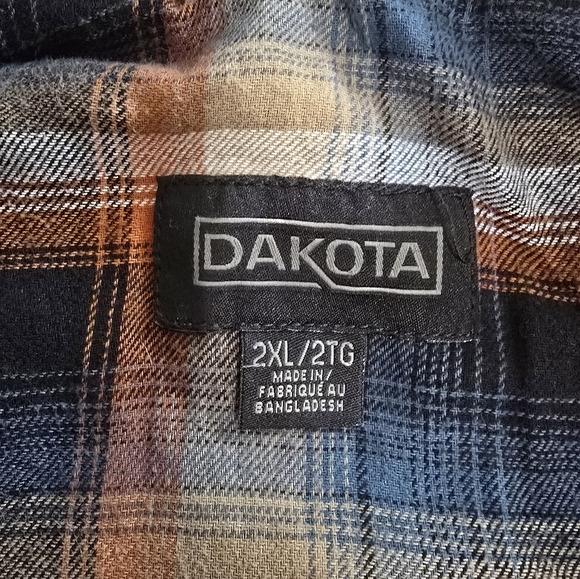 Dakota Zip Vest Jacket Mens Sz: 2XL Quilted Design Mock Neck - Picture 3 of 9